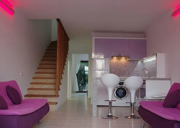 מלון דירות Aydos 2*