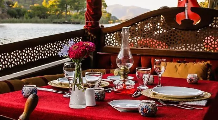 מלון דירות Aydos 2*